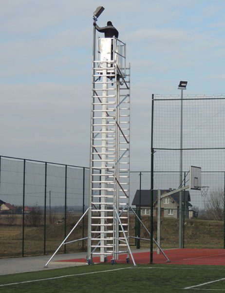ANDAMIO WITH ELECTRIC ELEVATOR PLATFORM – ALULIFT <Br>(ref. 007 010 017)