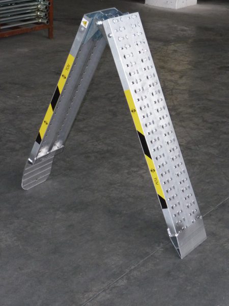 RL FOLDING ALUMINUM RAMPS <Br>(ref. 007 010 080)